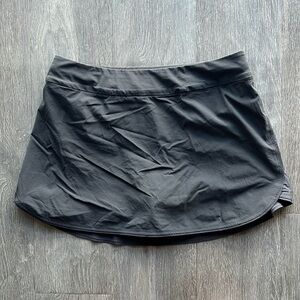 Outdoor Voices Skirt ✧ Size